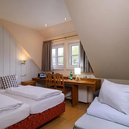 Zum Harzer Hotel
